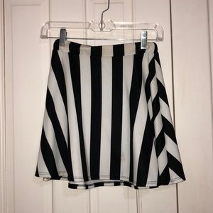 Black and white stripped skirt